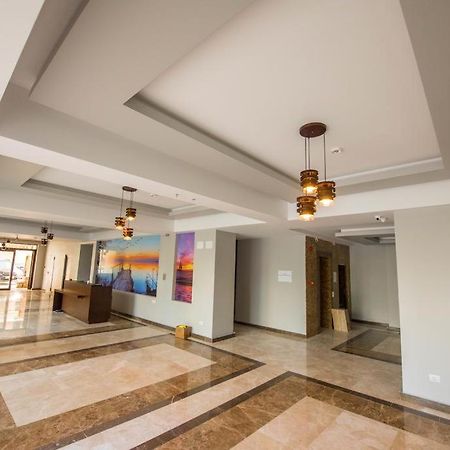 Midada Cazino Mamaia Apartment ภายนอก รูปภาพ